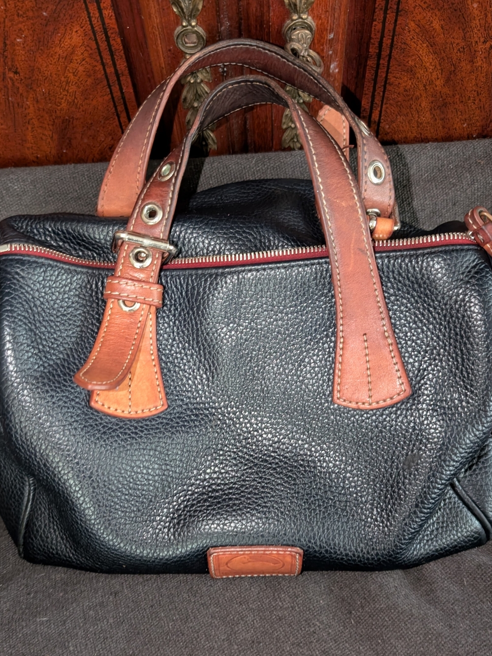 "PROJECT" Vintage Dooney & Bourke Satchel